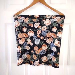 Forever 21 Floral Print Mini Skirt. Size L